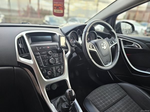 VAUXHALL ASTRA GTC // NEW 03/27 NCT 377429985