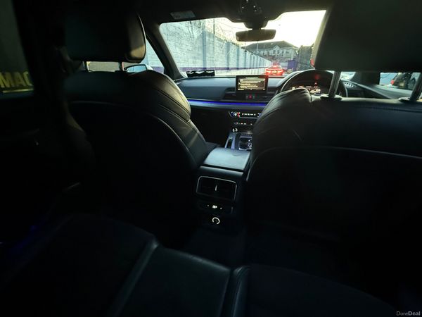 Audi Q5 2017 377433119