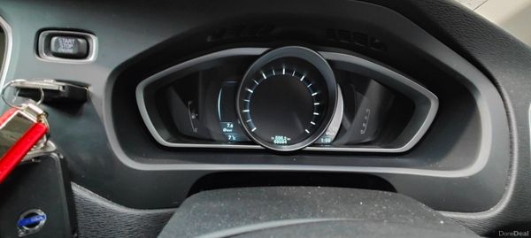 2015 Volvo V40 Low milage 377547408