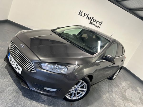 Ford Focus 2016 Zetec 377573473