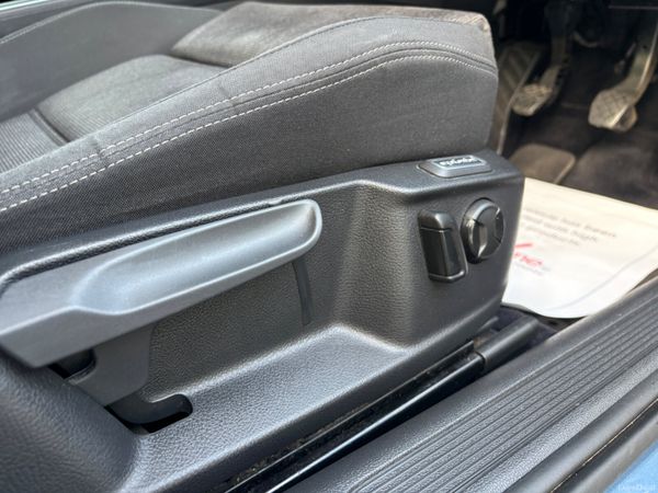 2015 Volkswagen Passat 1.6TDI Low Km 377578457