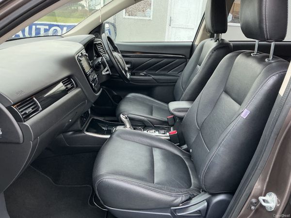 4WD MITSUBISHI OUTLANDER PHEV 2.0 AUTO LOW MILEAGE 377584295