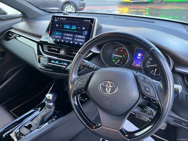 TOYOTA C-HR 2017, 1.8 HYBRID AUTO HIGH SPEC LOW KM 377501081