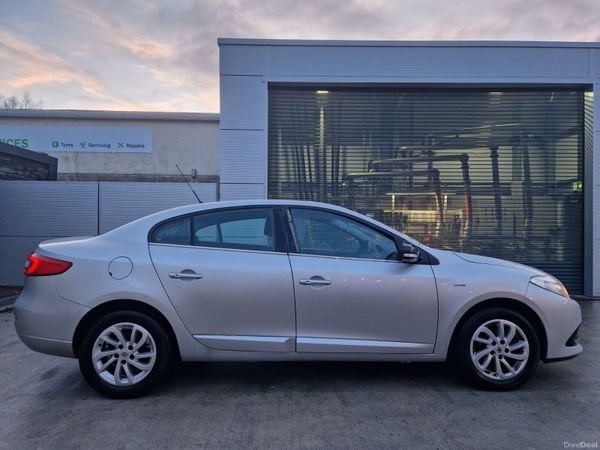 Renault Fluence, Auto , low kms ,2 Year Warranty , 377513507