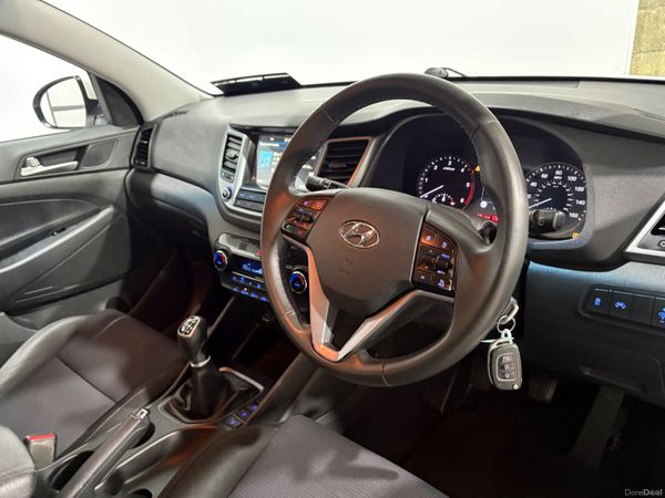 2016 Hyundai Tucson Comfort 1.7 CRDi 377531910
