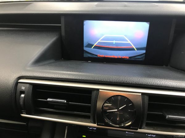 Lexus IS 2018 377600380