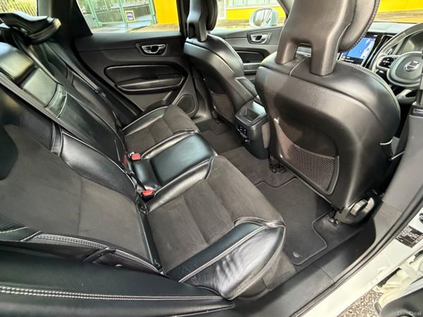 Volvo XC60 2.0 D4 R-Design All wheel drive 377604536