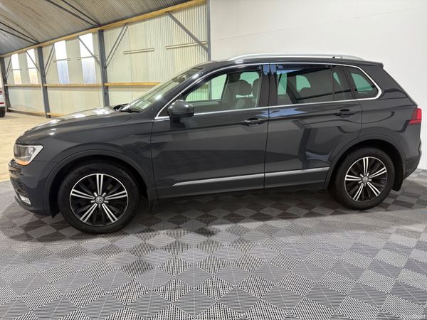 2017 Volkswagen Tiguan Highline 2.0 TDi 150 Bhp 377608335