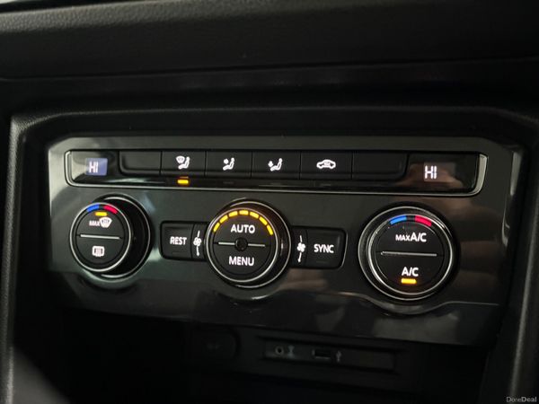 2017 Volkswagen Tiguan Highline 2.0 TDi 150 Bhp 377608553