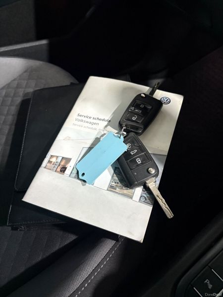 2017 Volkswagen Tiguan Highline 2.0 TDi 150 Bhp 377608517