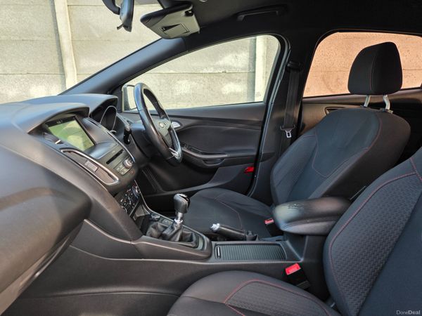 Ford Focus 1.5 TDCi 120PS ST-Line NCT 11/27 377623723