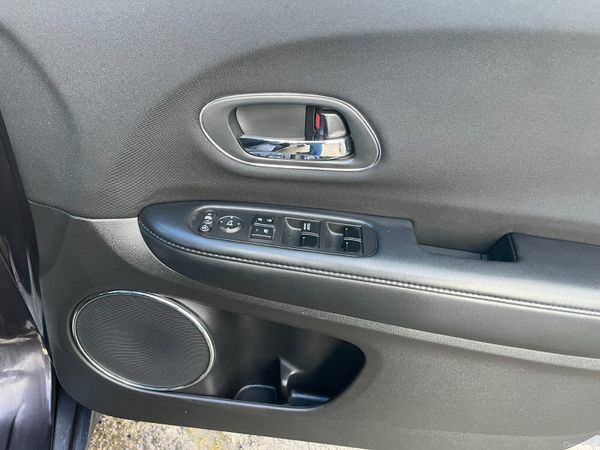 HONDA HRV 2016, VEZEL 1.5 HYBRID AUTO LOW KM 377753647