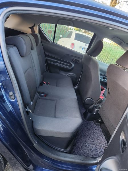 Toyota Aqua 2017 377784905