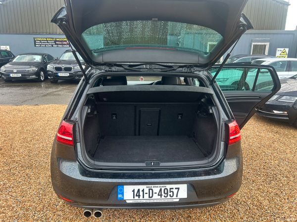 Volkswagen Golf 2014 377792097