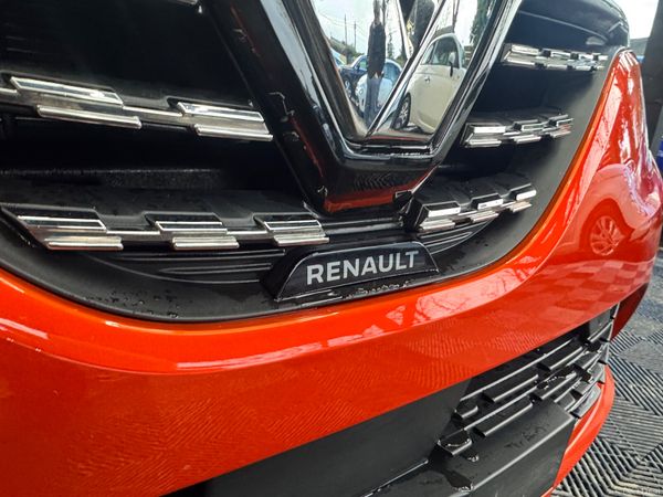 Renault Clio 5door 377701380