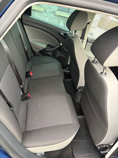 SEAT Ibiza 2017 377714432