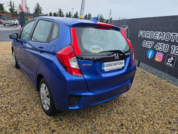 Honda Jazz 2017 377715701