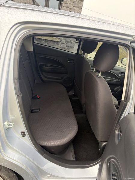 Mitsubishi Mirage 2015(very low kms) 377717459