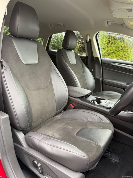 Now Reserved! Immaculate 181 Ford Mondeo Titanium! 377732897