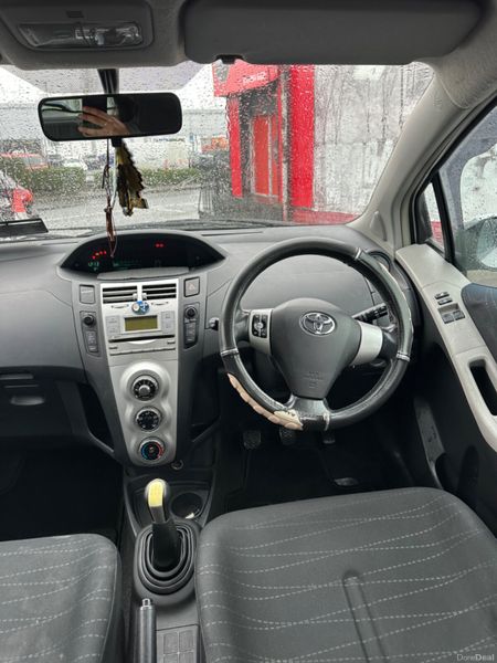 Toyota Yaris 2007 tax and nct €2950 377733216