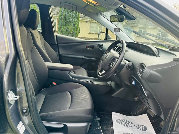 TOYOTA PRIUS 2022 HYRBID AUTOMATIC 377856173