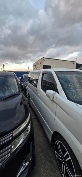 Nissan elgrand 2.5l highway star 377864176