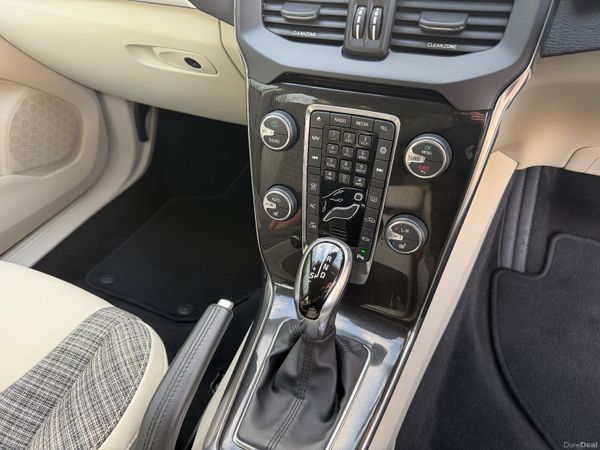 Volvo V40 Automatic T3 377867220