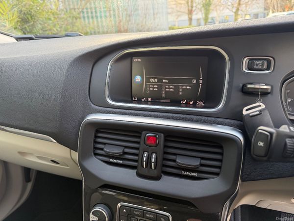 Volvo V40 Automatic T3 377867224