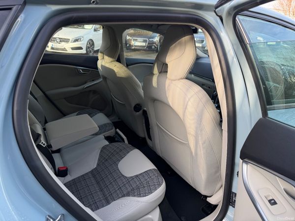 Volvo V40 Automatic T3 377867239