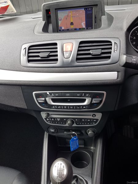 FLUENCE TOM TOM... NCT 01/27...LOW KMS 377891089