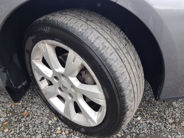 FLUENCE TOM TOM... NCT 01/27...LOW KMS 377891090