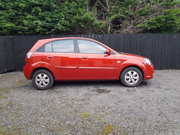 KIA RIO.. 88000 KM.. 1 OWNER.. NCT TODAY 377891495