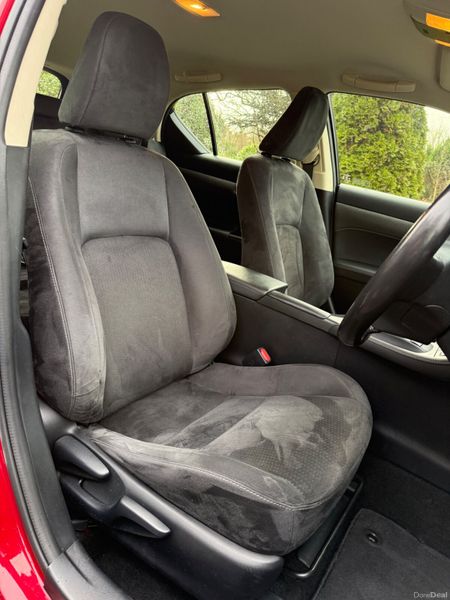 Low Kms Auto Lexus CT200H! 377896733