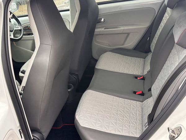 2017 UP! BEATS EDITION 377806229