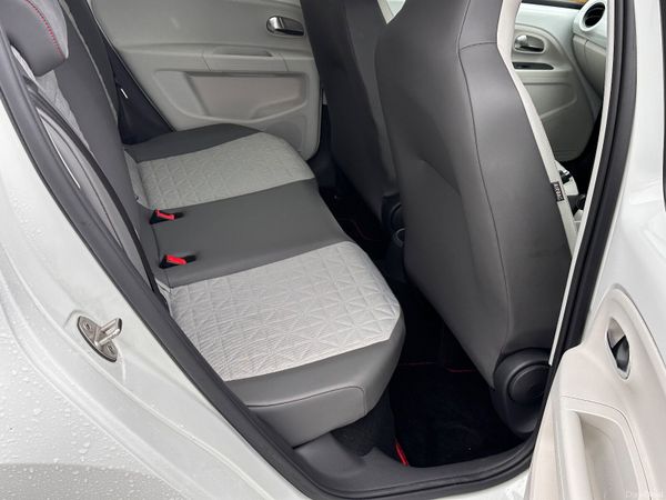 2017 UP! BEATS EDITION 377806234