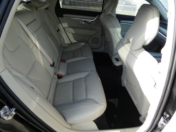Volvo V90 D4 (190hp) Momentum Auto, new NCT 377813231