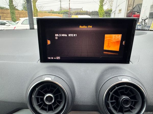 Audi Q2 2020 377818543