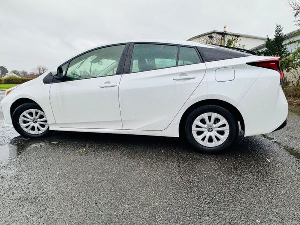 Toyota Prius in Superb Condition Hi Spec low milea 377829221