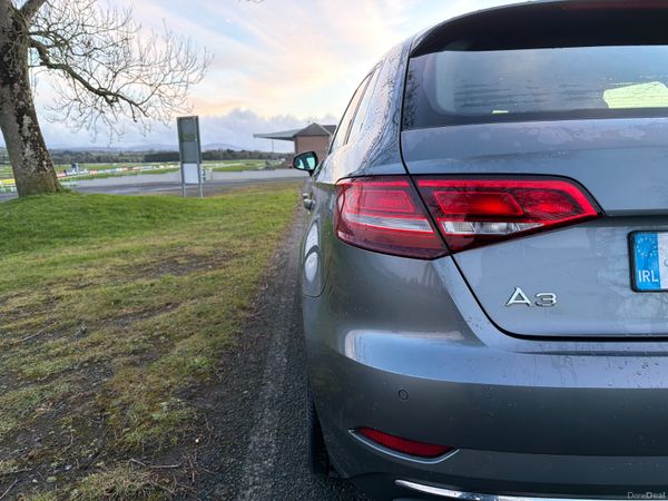 Audi A3 2019 TFSI 1.0 SE 377833643