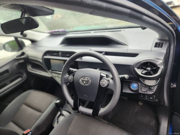 Toyota Aqua 2017 377836263