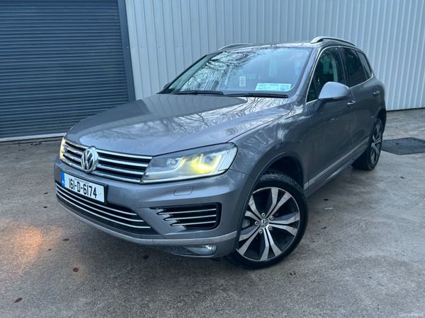 Volkswagen Touareg 2016 377838261