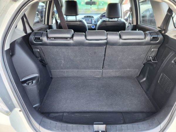 Honda Fit 2013 Hybrid 377838239