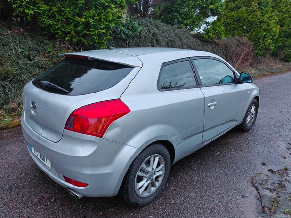2011 Kia Ceed 1.4 petrol  Low Kms New NCT 377954322