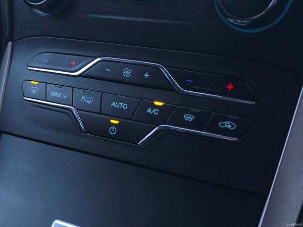 Ford S-Max 2017 7 SEATER  2.0 150bhp 377961329