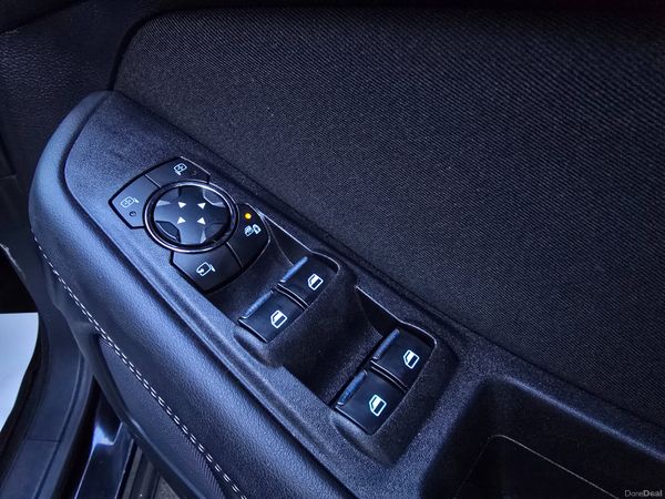 Ford S-Max 2017 7 SEATER  2.0 150bhp 377961332