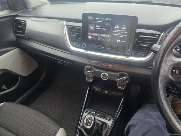 Kia Stonic 2021 377970909