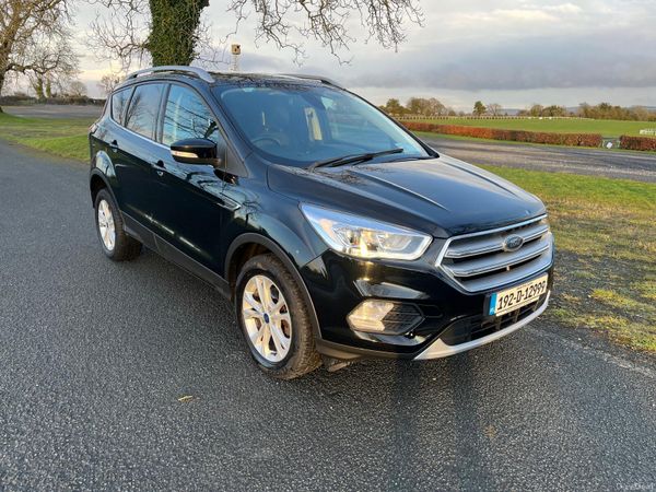 Ford Kuga 2019 commercial 2 seats 377975483