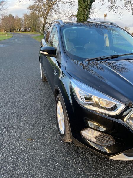 Ford Kuga 2019 commercial 2 seats 377975487