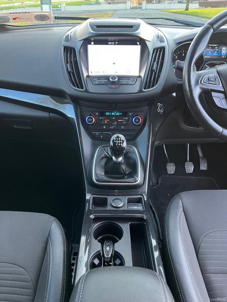 Ford Kuga 2019 commercial 2 seats 377975516