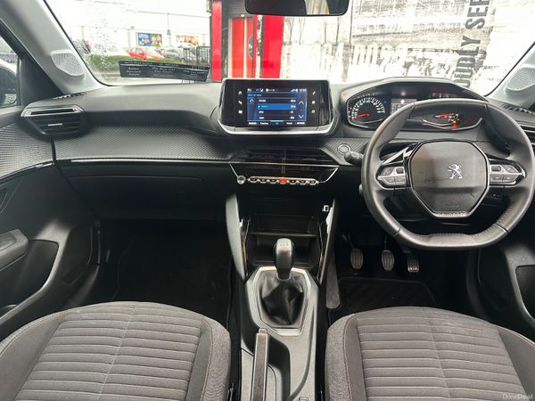 Peugeot 208 1.2 Puretech Active NCT 377981780